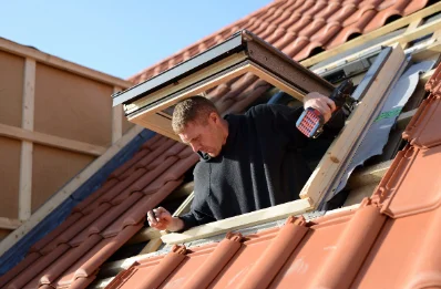 Pose de fenêtres de toit Velux à Lindry